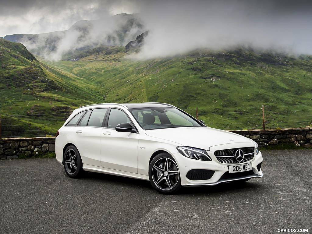 2017 Mercedes-AMG C43 Estate (UK-Spec) - Front Three-Quarter