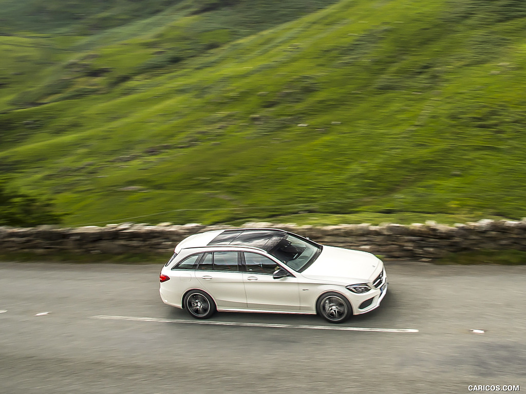 2017 Mercedes-AMG C43 Estate (UK-Spec) - Side