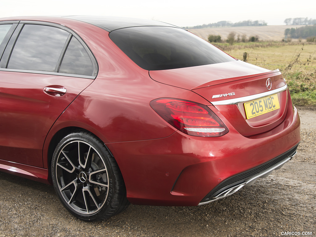 2017 Mercedes-AMG C43 Saloon (UK-Spec) - Detail