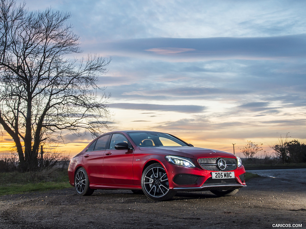 2017 Mercedes-AMG C43 Saloon (UK-Spec) - Front Three-Quarter