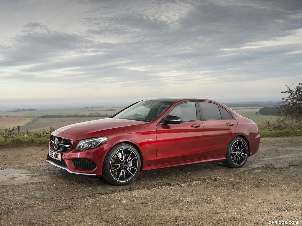 2017 Mercedes-AMG C43 Saloon (UK-Spec) - Front Three-Quarter