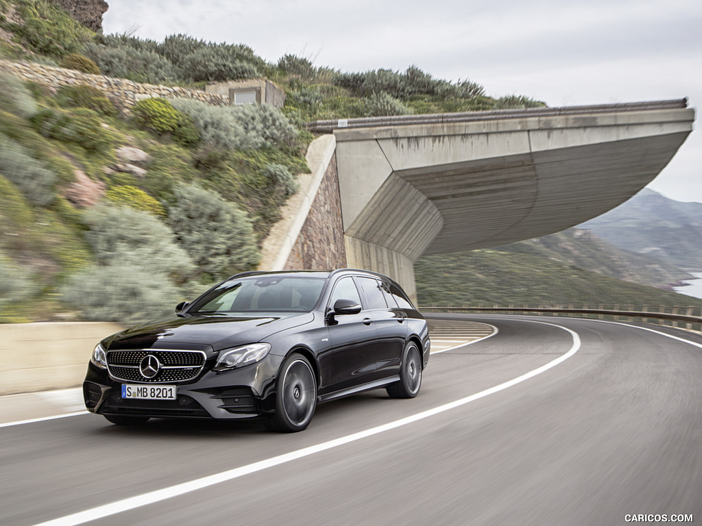 2017 Mercedes-AMG E43 Estate (Color: Obsidian Black) - Front