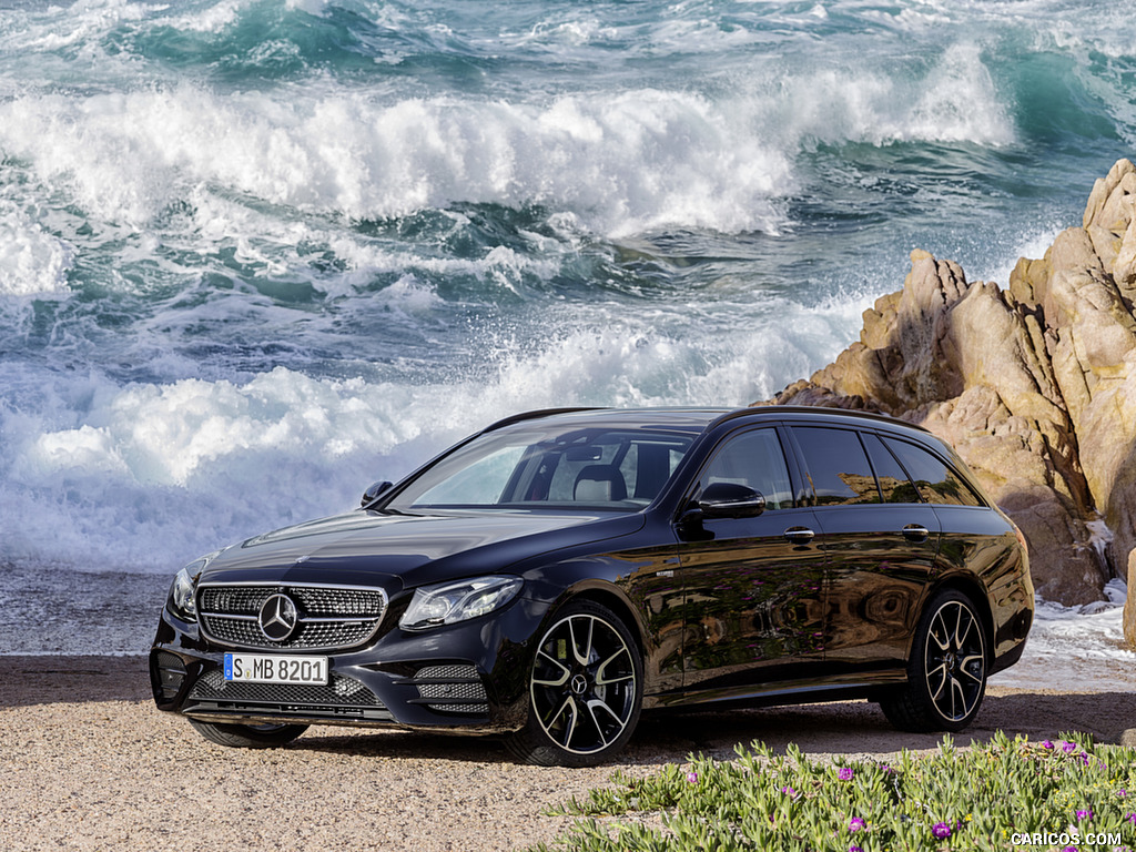 2017 Mercedes-AMG E43 Estate (Color: Obsidian Black) - Front Three-Quarter