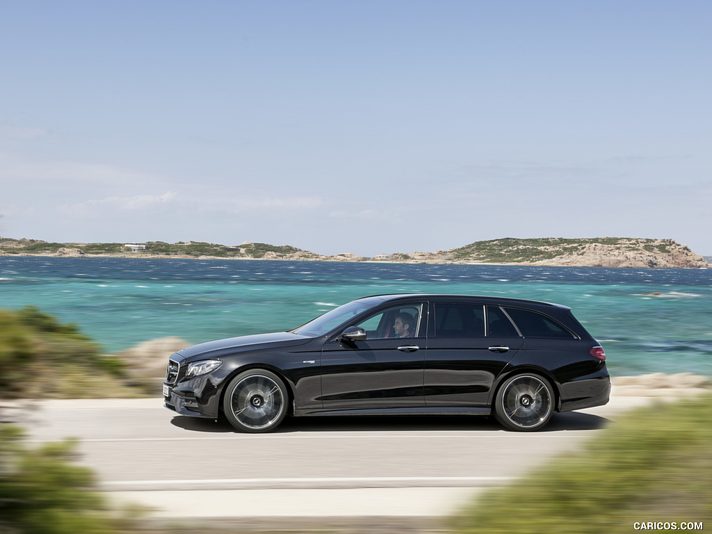 2017 Mercedes-AMG E43 Estate (Color: Obsidian Black) - Side