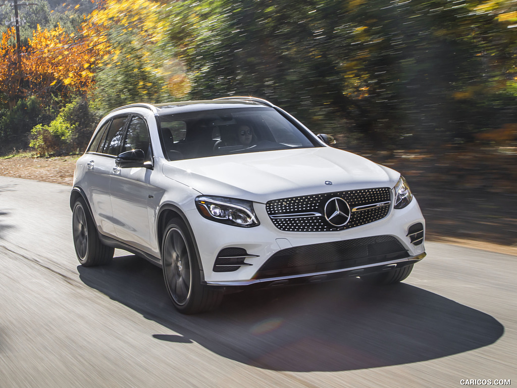 2017 Mercedes-AMG GLC 43 (US-Spec) - Front Three-Quarter