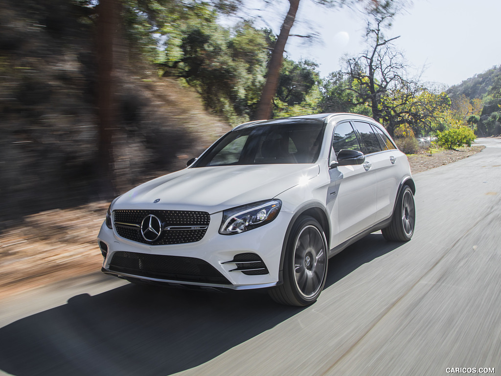 2017 Mercedes-AMG GLC 43 (US-Spec) - Front Three-Quarter