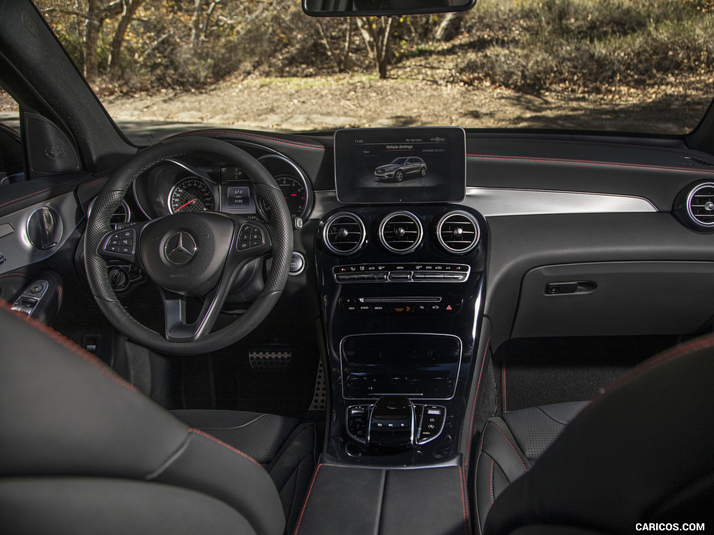 2017 Mercedes-AMG GLC 43 (US-Spec) - Interior, Cockpit