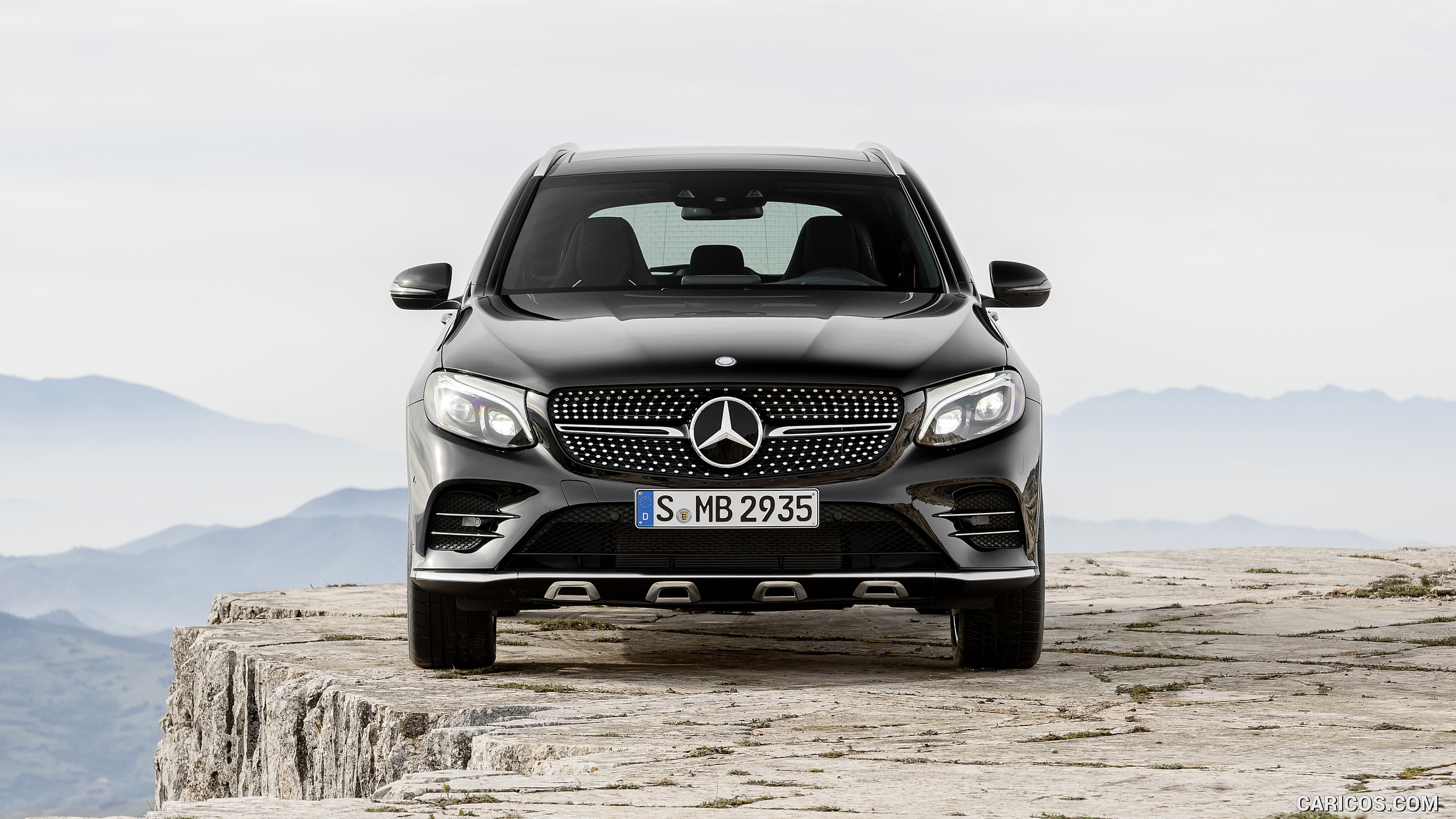 2017 Mercedes-AMG GLC 43 4MATIC (Chassis: X253, Color: Obsidian Black) - Front, #4 of 108