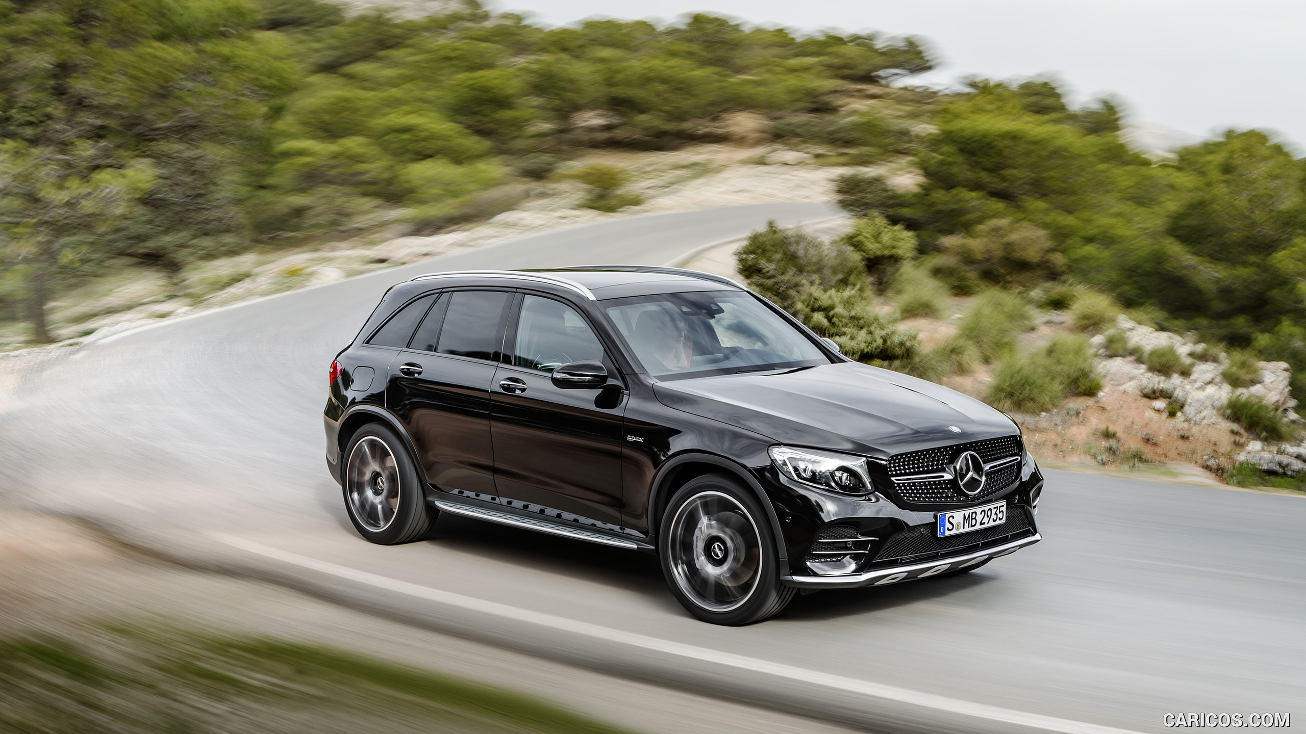 2017 Mercedes-AMG GLC 43 4MATIC (Chassis: X253, Color: Obsidian Black) - Front, #13 of 108