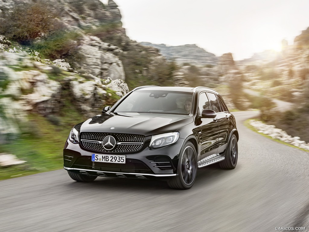 2017 Mercedes-AMG GLC 43 4MATIC (Chassis: X253, Color: Obsidian Black) - Front