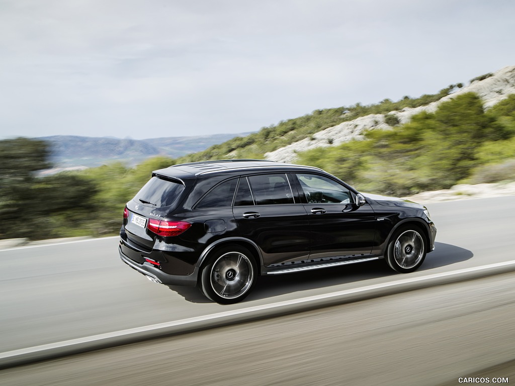 2017 Mercedes-AMG GLC 43 4MATIC (Chassis: X253, Color: Obsidian Black) - Side