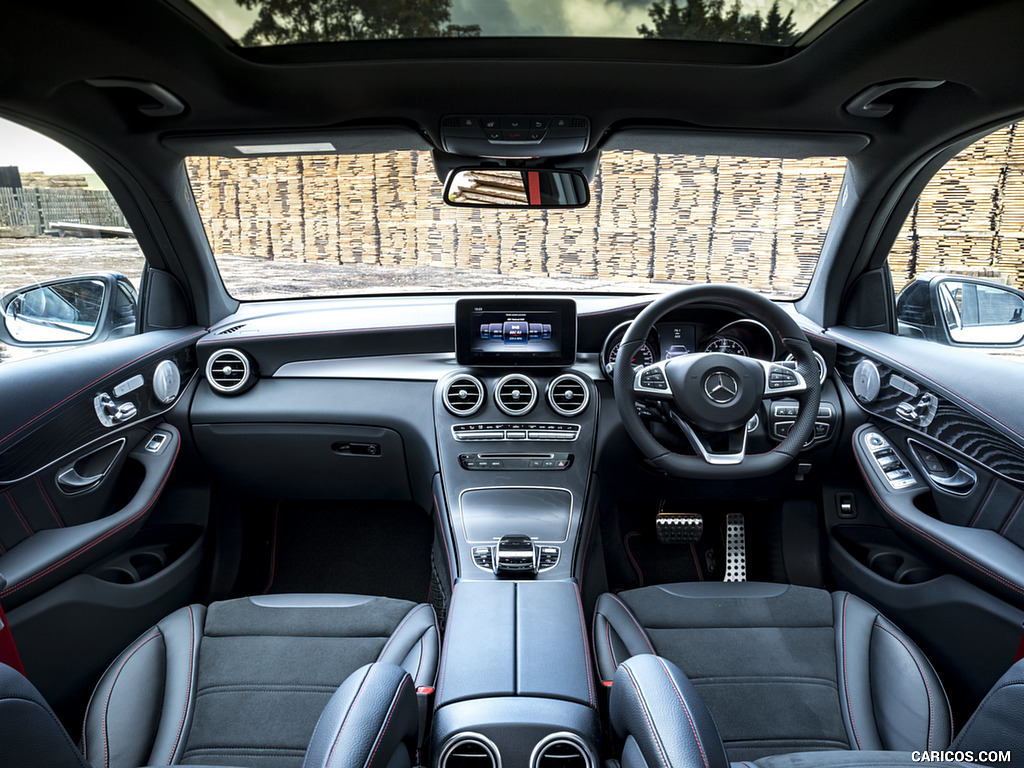 2017 Mercedes-AMG GLC 43 4MATIC (UK-Spec) - Interior, Cockpit