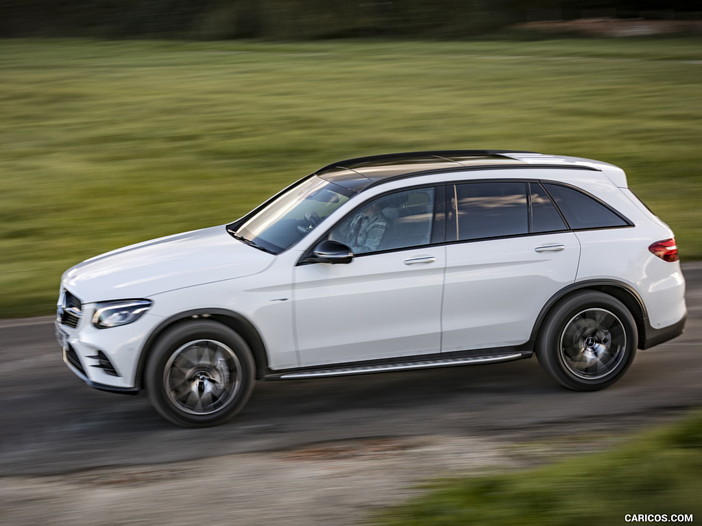 2017 Mercedes-AMG GLC 43 4MATIC (UK-Spec) - Side