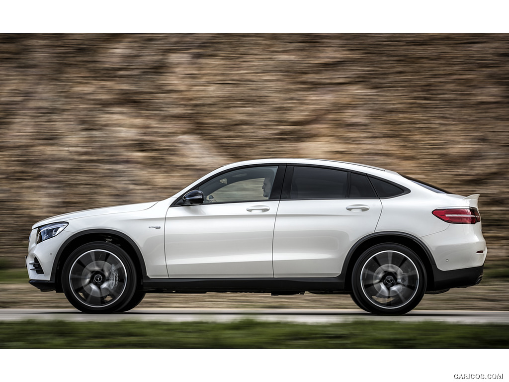 2017 Mercedes-AMG GLC 43 Coupé - Side