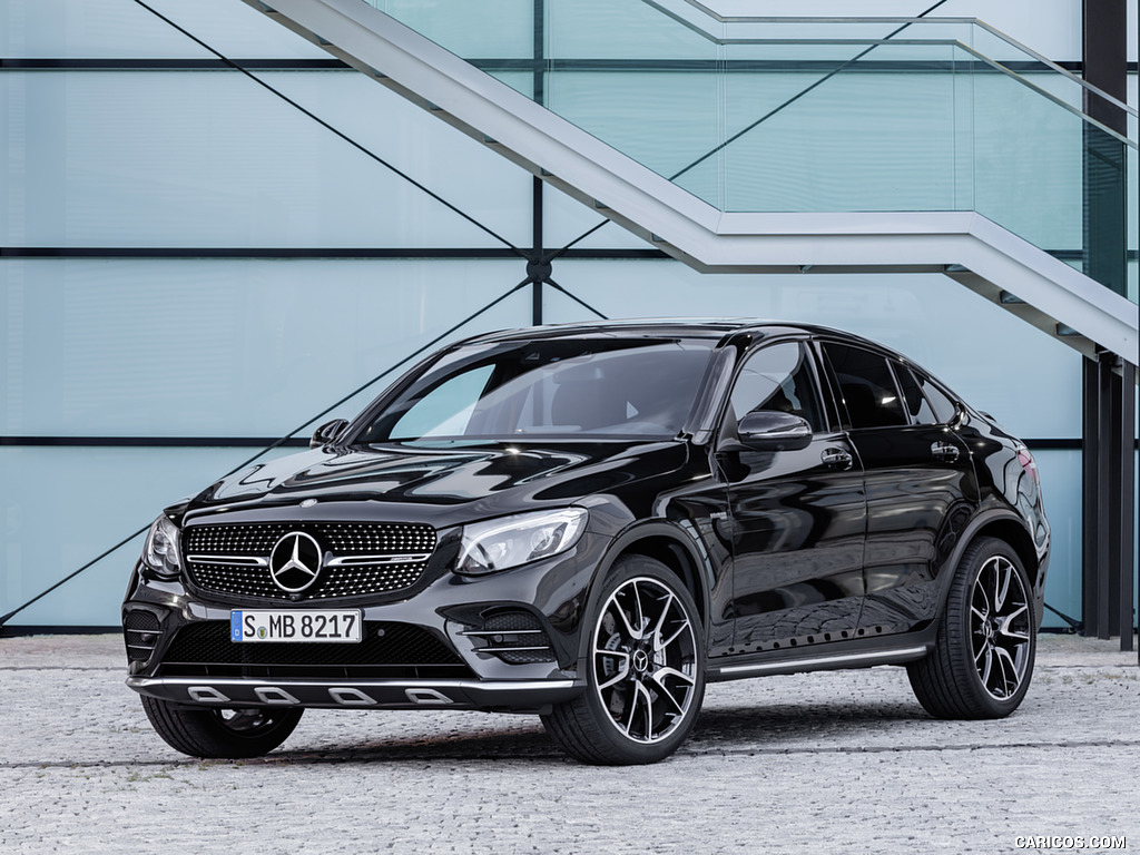 2017 Mercedes-AMG GLC 43 Coupé 4MATIC (Color: Obsidian Black) - Front Three-Quarter