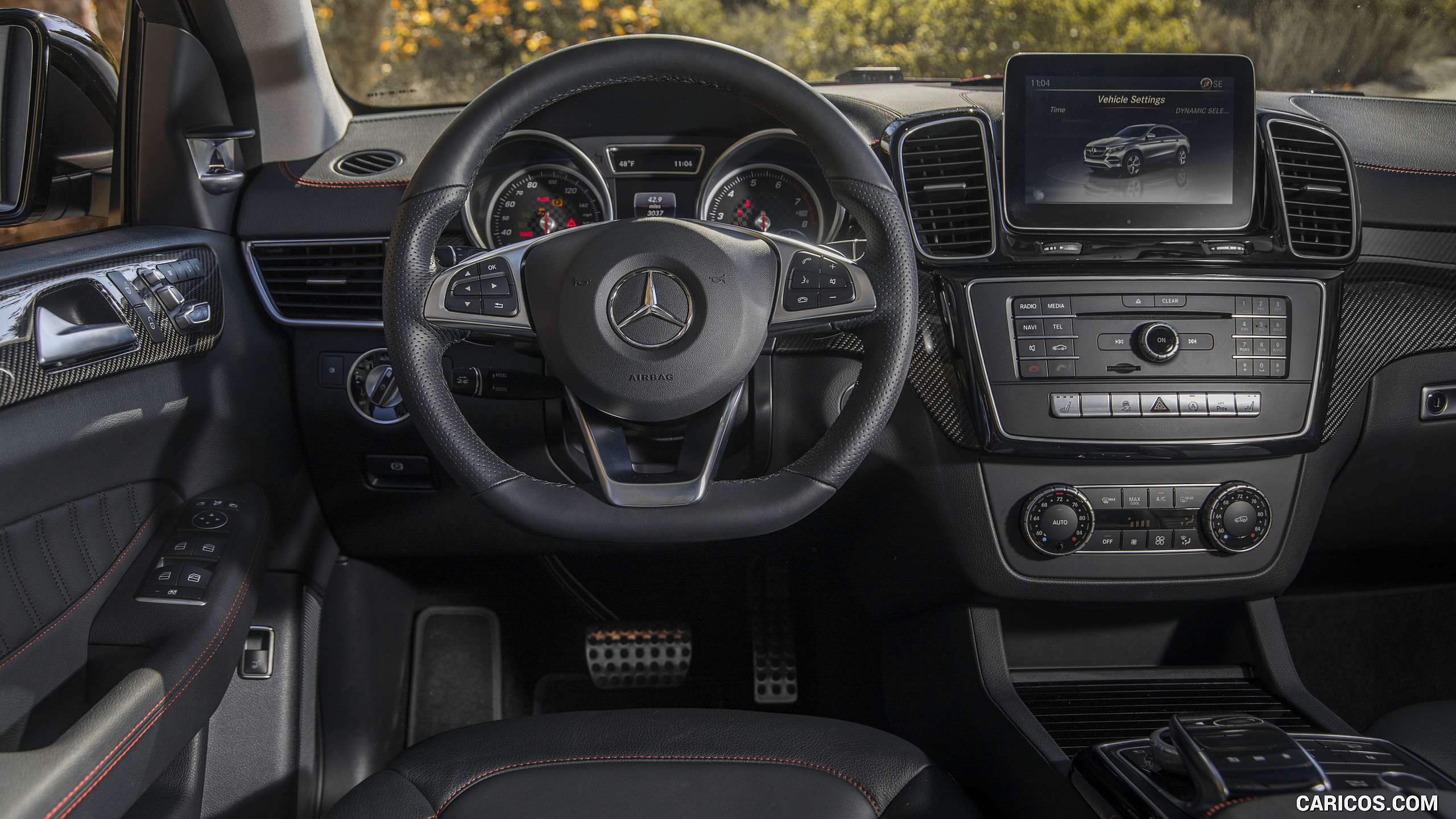 2017 Mercedes-AMG GLE 43 Coupe (US-Spec) - Interior, Cockpit, #23 of 29
