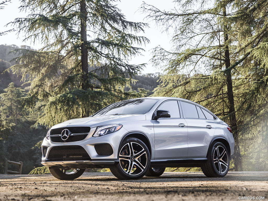 2017 Mercedes-AMG GLE 43 Coupe (US-Spec) - Front Three-Quarter