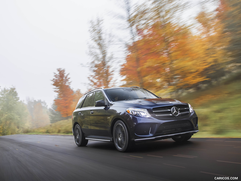 2017 Mercedes-AMG GLE43 (US-Spec) - Front