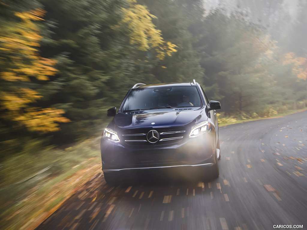 2017 Mercedes-AMG GLE43 (US-Spec) - Front