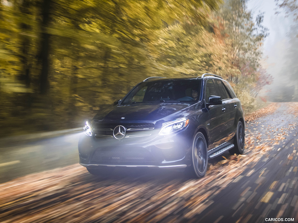 2017 Mercedes-AMG GLE43 (US-Spec) - Front