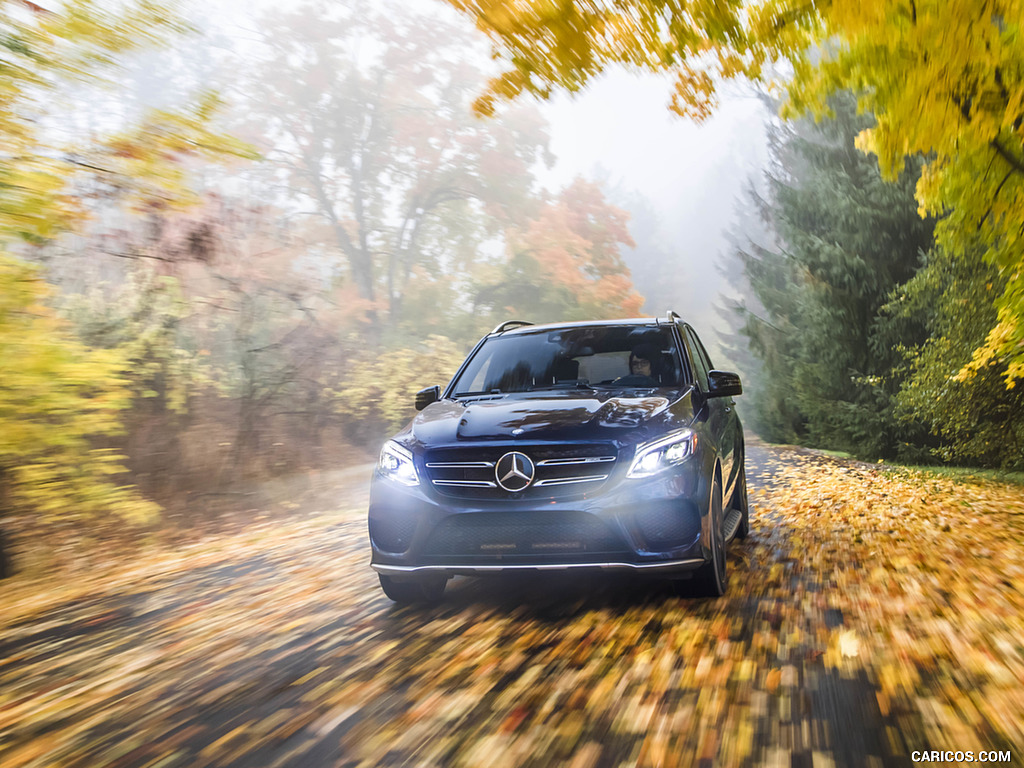 2017 Mercedes-AMG GLE43 (US-Spec) - Front