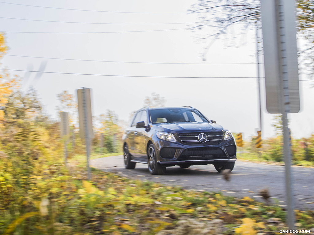 2017 Mercedes-AMG GLE43 (US-Spec) - Front