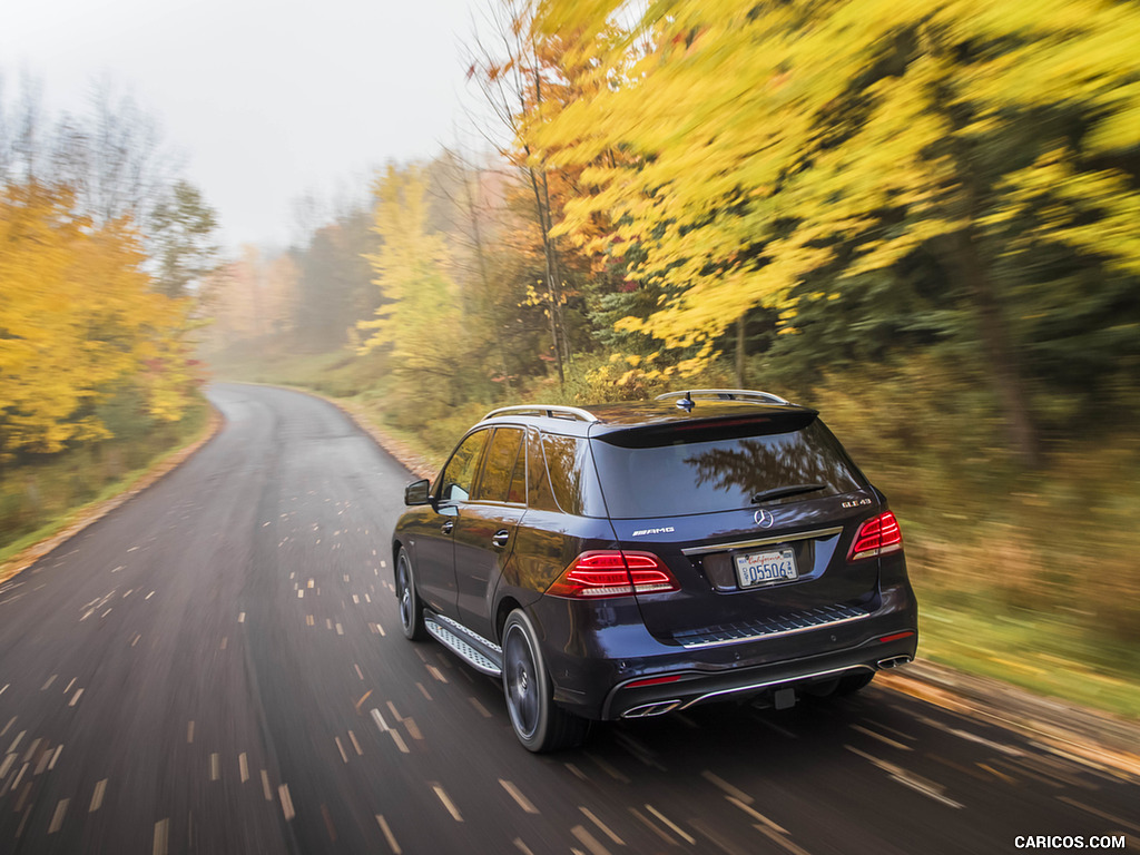 2017 Mercedes-AMG GLE43 (US-Spec) - Rear