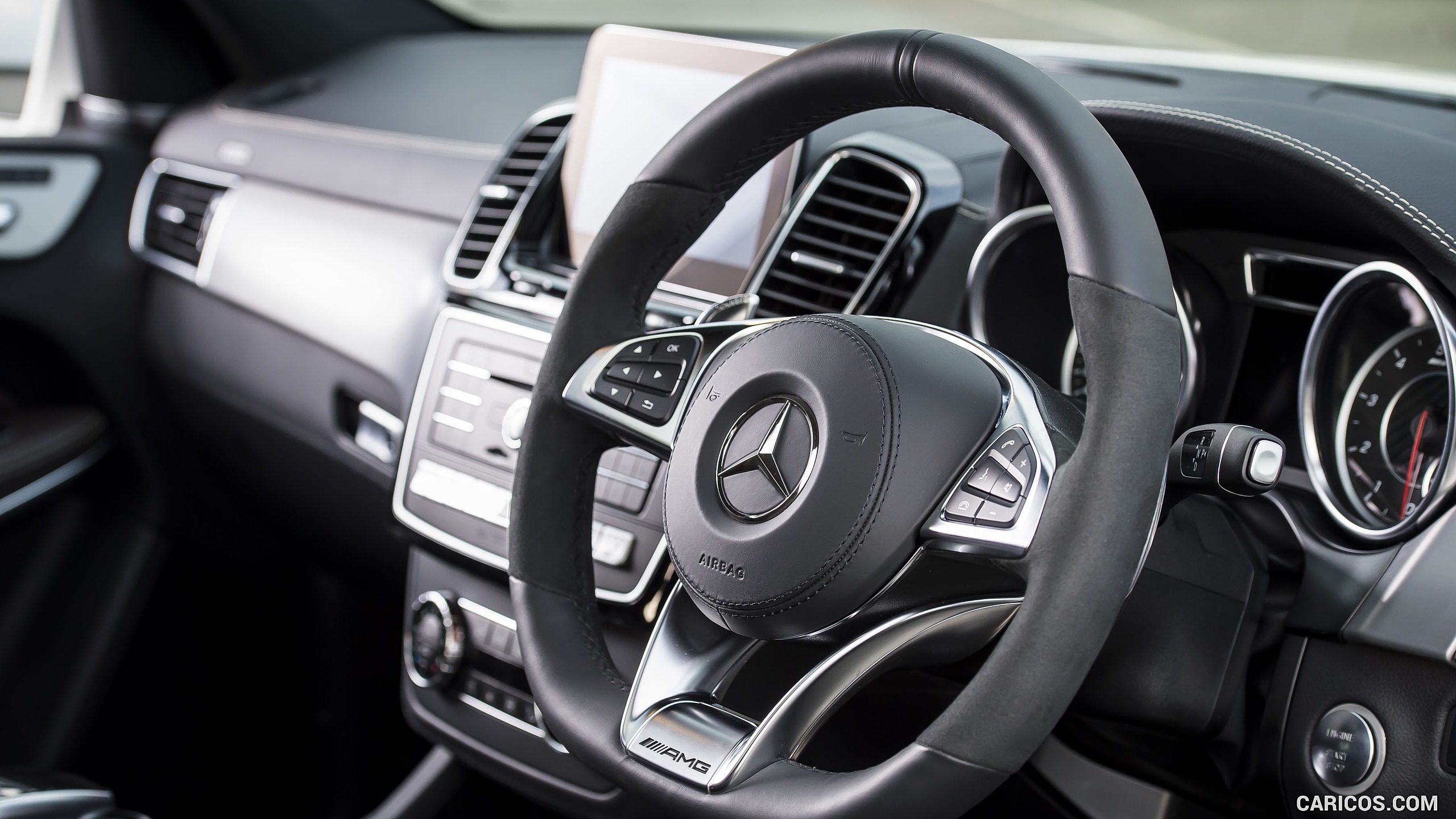 2017 Mercedes-AMG GLS 63 (UK-Spec) - Interior, Steering Wheel, #60 of 69