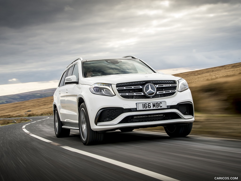 2017 Mercedes-AMG GLS 63 (UK-Spec) - Front