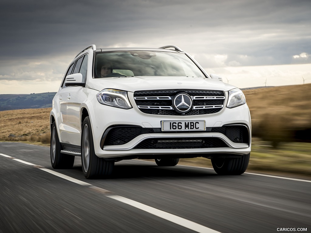 2017 Mercedes-AMG GLS 63 (UK-Spec) - Front