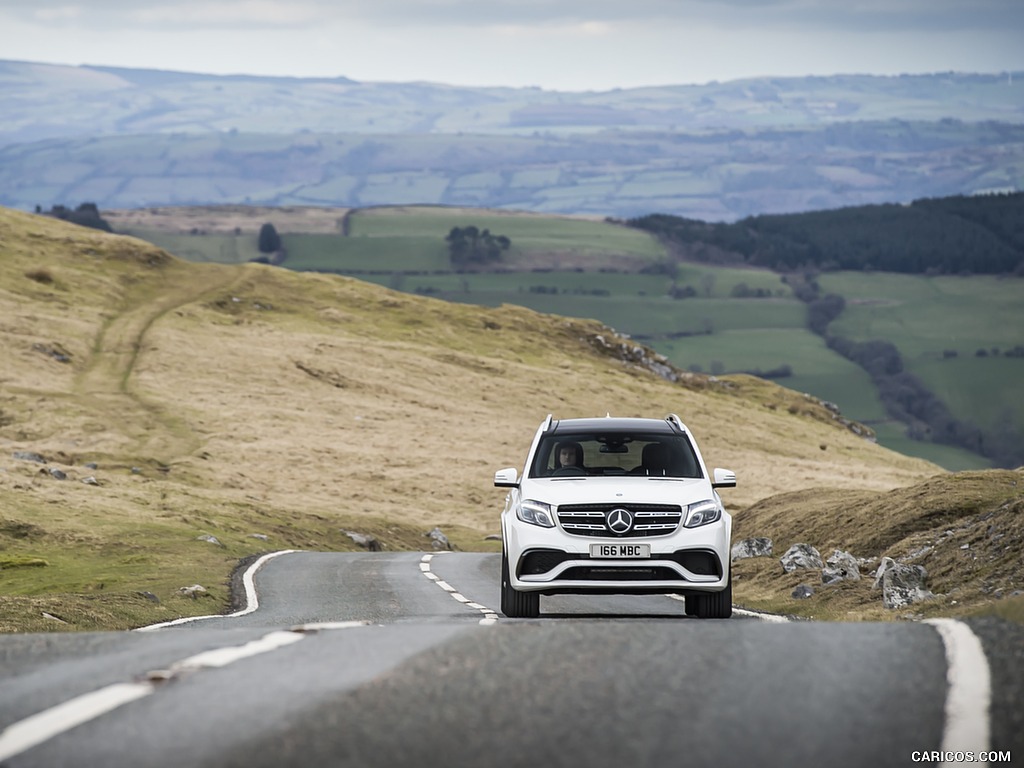 2017 Mercedes-AMG GLS 63 (UK-Spec) - Front