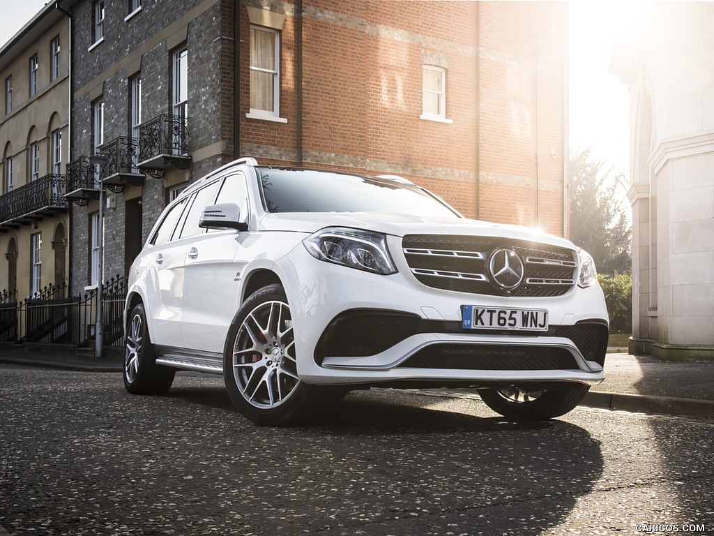 2017 Mercedes-AMG GLS 63 (UK-Spec) - Front