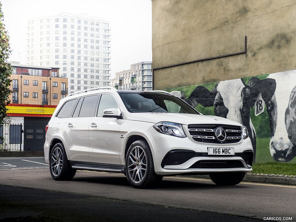 2017 Mercedes-AMG GLS 63 (UK-Spec) - Front