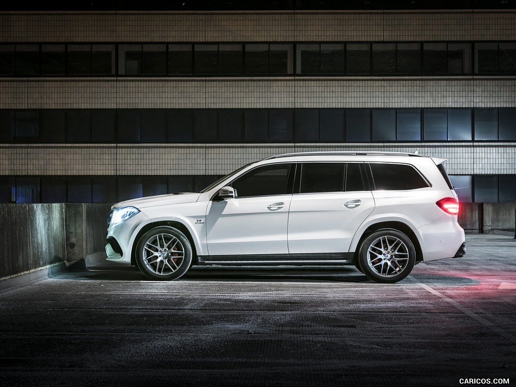 2017 Mercedes-AMG GLS 63 (UK-Spec) - Side