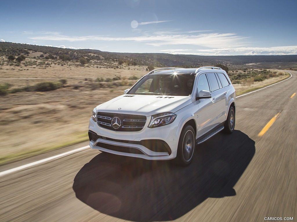 2017 Mercedes-AMG GLS 63 (US-Spec) - Front