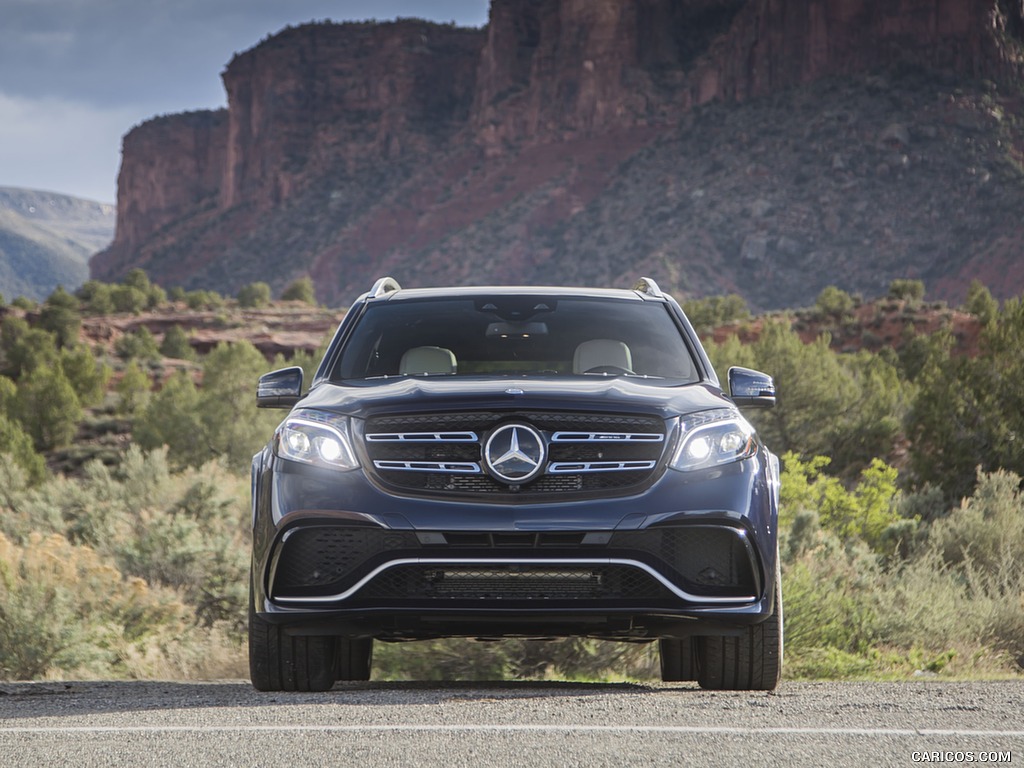 2017 Mercedes-AMG GLS 63 (US-Spec) - Front