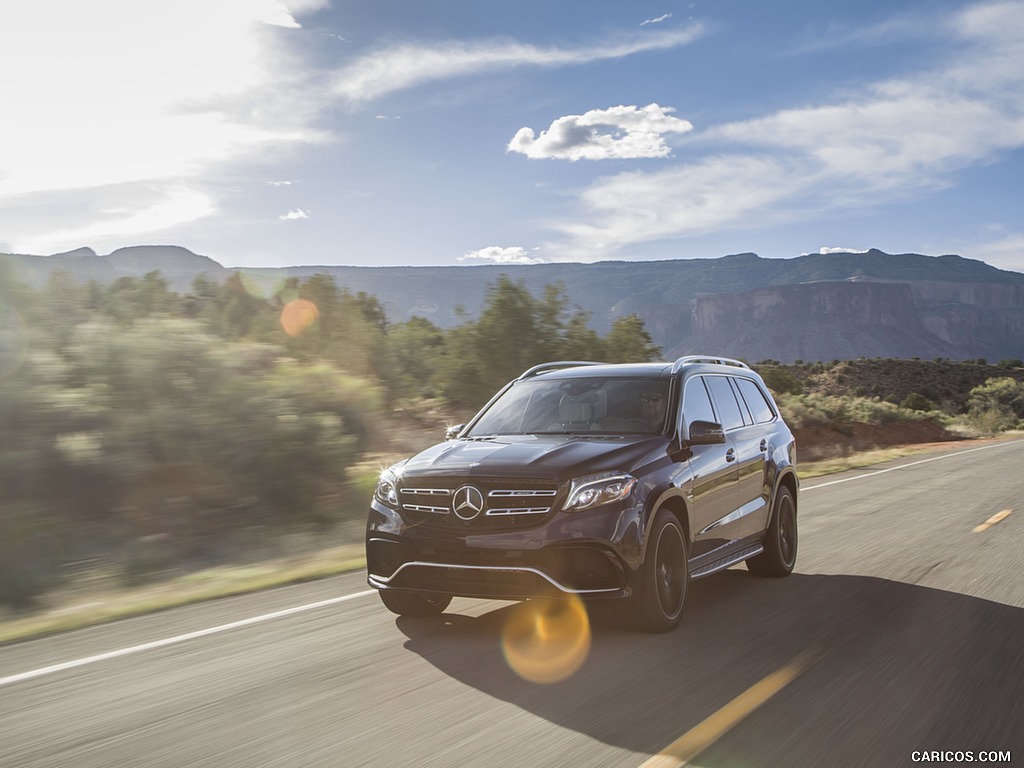 2017 Mercedes-AMG GLS 63 (US-Spec) - Front