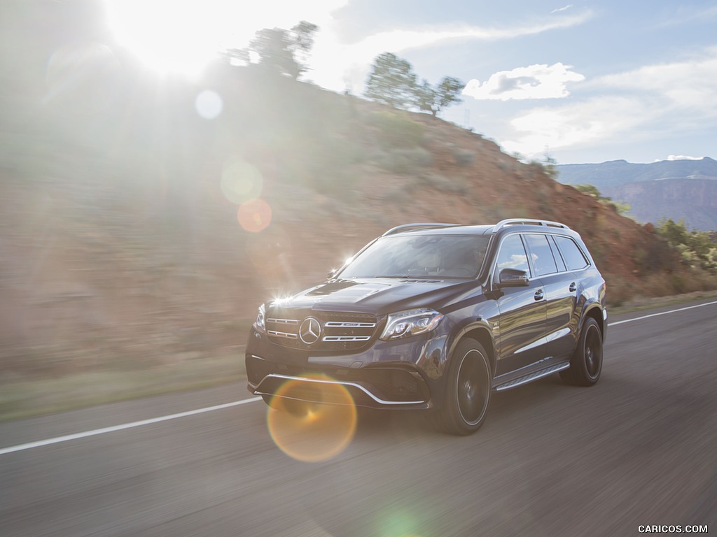 2017 Mercedes-AMG GLS 63 (US-Spec) - Front