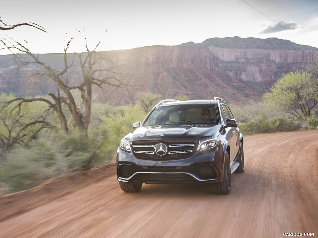 2017 Mercedes-AMG GLS 63 (US-Spec) - Front