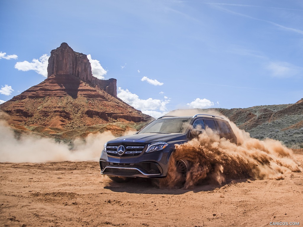 2017 Mercedes-AMG GLS 63 (US-Spec) - Off-Road