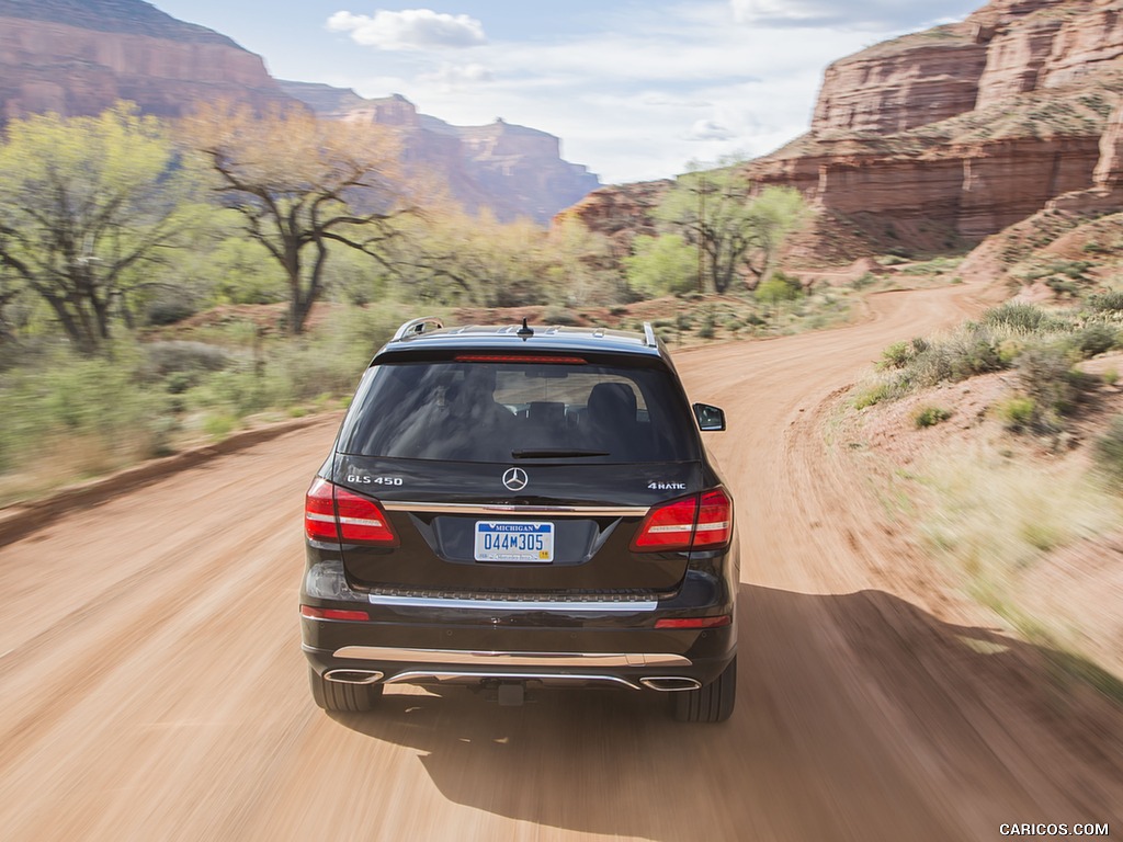 2017 Mercedes-AMG GLS 63 (US-Spec) - Rear