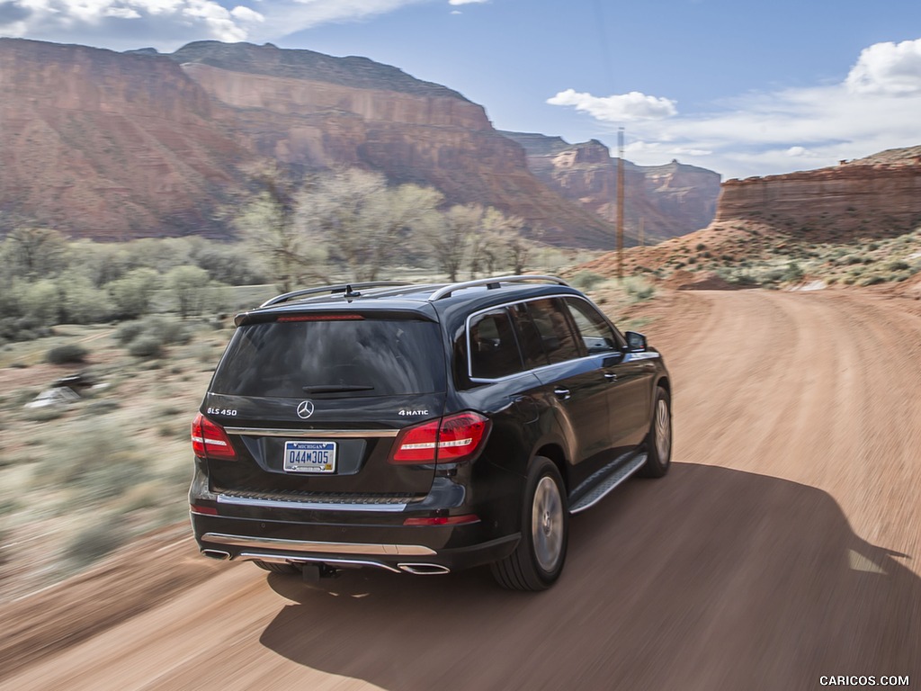 2017 Mercedes-AMG GLS 63 (US-Spec) - Rear