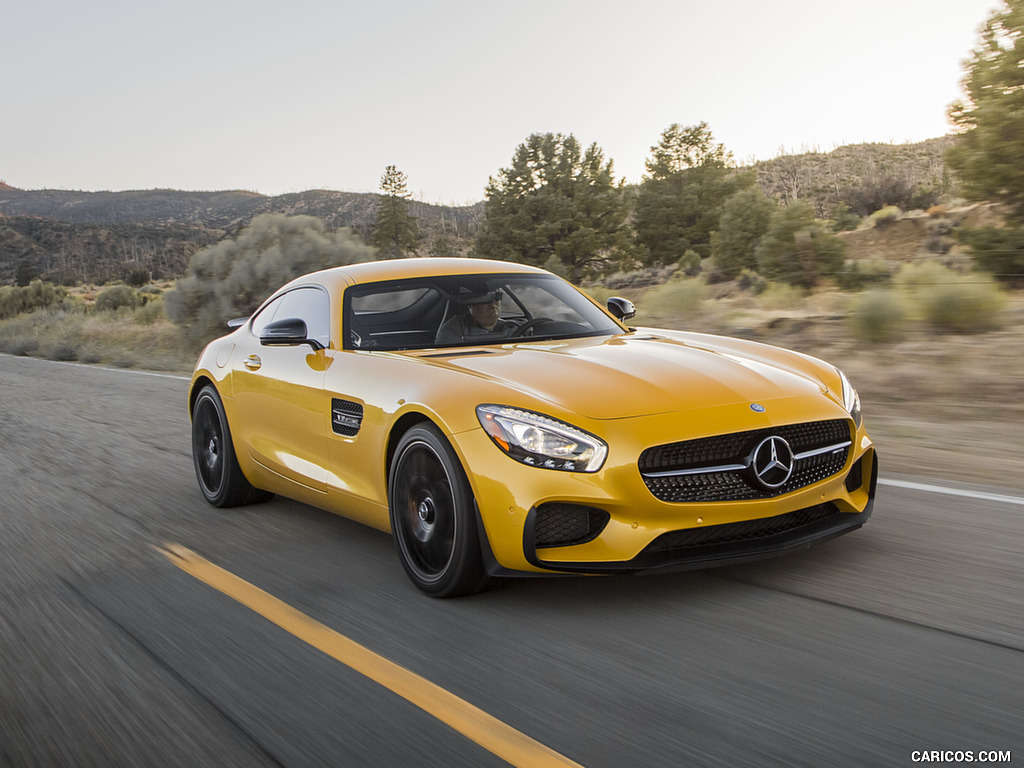 2017 Mercedes-AMG GT S (US-Spec) - Front Three-Quarter