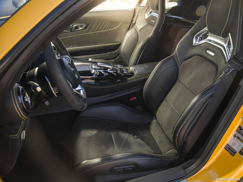 2017 Mercedes-AMG GT S (US-Spec) - Interior