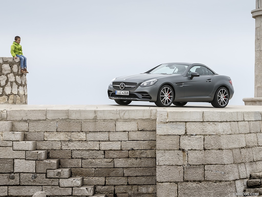 2017 Mercedes-AMG SLC 43 - Front