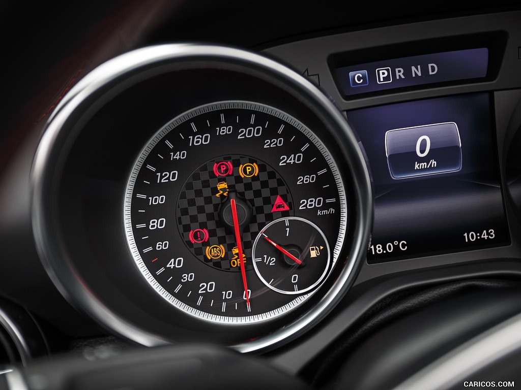 2017 Mercedes-AMG SLC 43 - Instrument Cluster