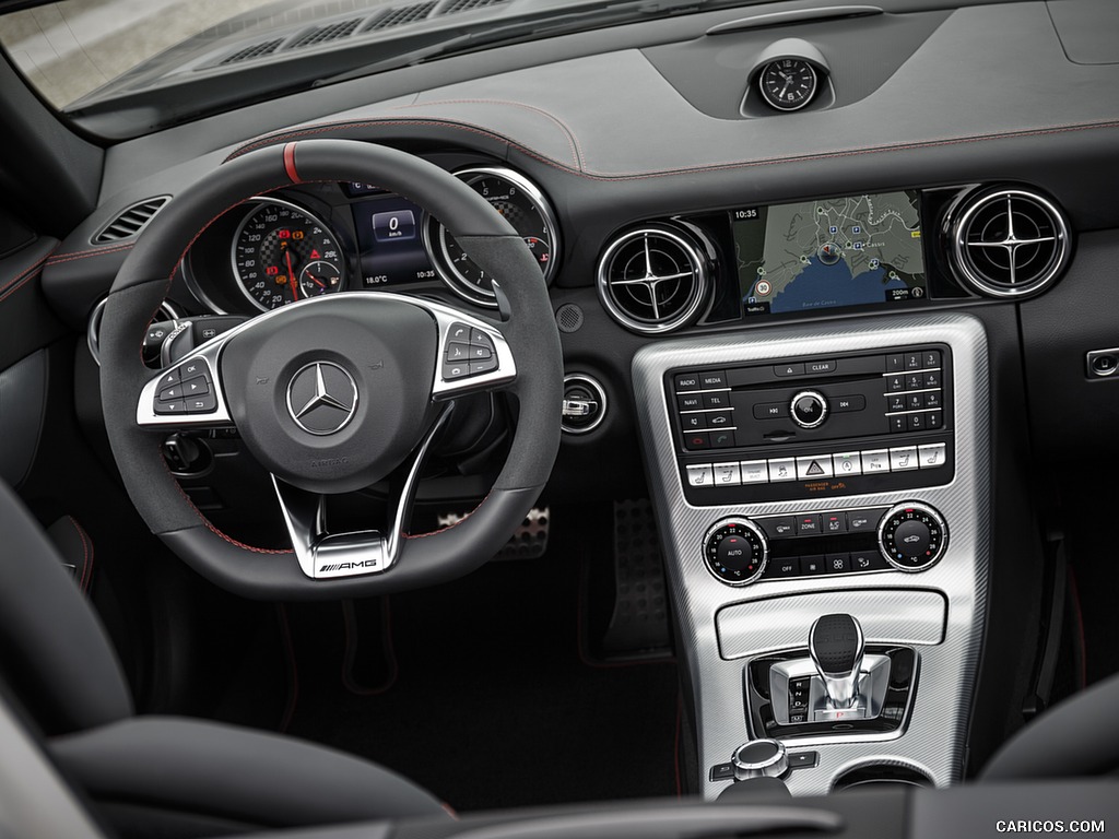 2017 Mercedes-AMG SLC 43 - Interior, Cockpit