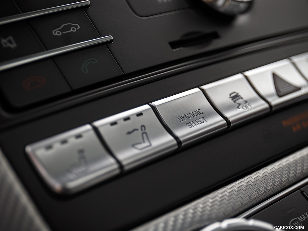 2017 Mercedes-AMG SLC 43 - Interior, Controls