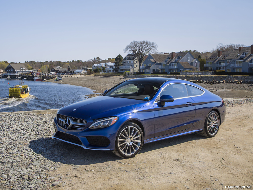 2017 Mercedes-Benz C-Class C300 Coupe 4MATIC (US-Spec) - Front Three-Quarter