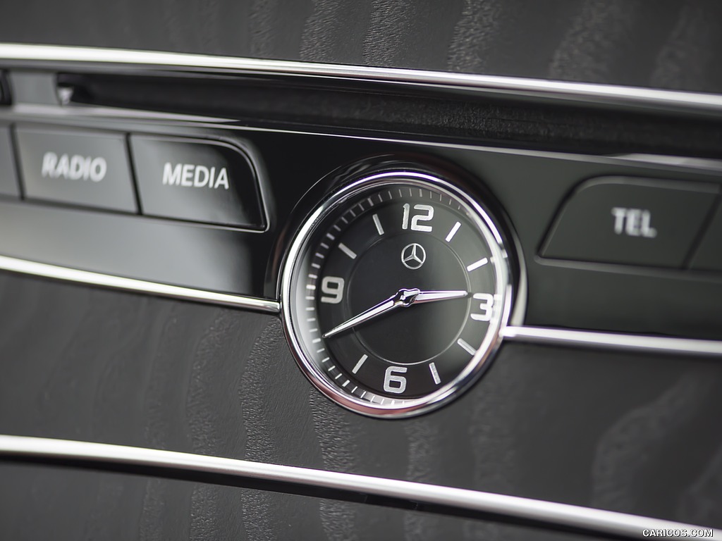 2017 Mercedes-Benz C-Class Coupe (UK-Spec) - Interior, Detail